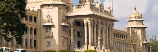 Delhi to Bangalore non-stop flight tickets with affordable airfare deals from Tabeer Travels